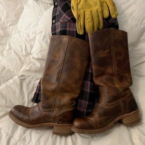 FRYE Vintage Tall 👢